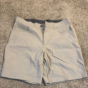 RedHead Men's Tan Shorts